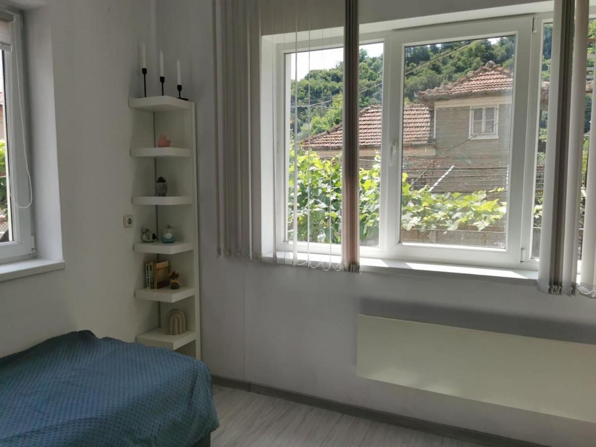 Mira Home Veliko Tŭrnovo Eksteriør bilde